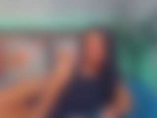 LindaMaia's Live Sex Cam Show