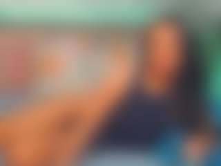 LindaMaia's Live Sex Cam Show