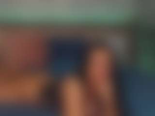 LindaMaia's Live Sex Cam Show