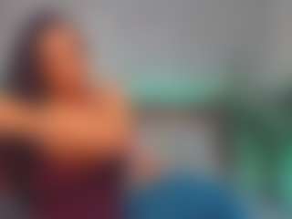 LindaMaia's Live Sex Cam Show