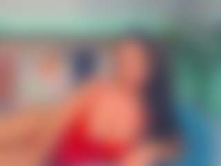 LindaMaia's Live Sex Cam Show