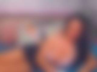 LindaMaia's Live Sex Cam Show