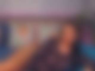 LindaMaia's Live Sex Cam Show