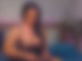 LindaMaia's Live Sex Cam Show