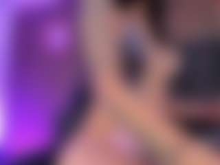 Live cam show with Megan Foxy - Flashing on sexytreat.net