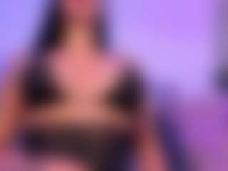 Live cam show with Megan Foxy - Latina on studioflirtlive.com | colombia