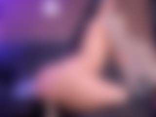 Live cam show with Megan Foxy - Muscle on livesuperchat.net