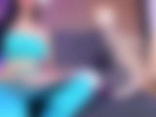 Live cam show with Megan Foxy - Handjob on Livezox