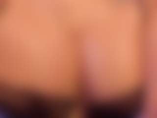 Live cam show with Megan Foxy - Athletic on Soda Cam