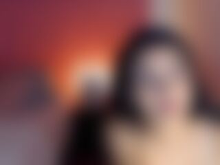 lisa-guti's Live Sex Cam Show