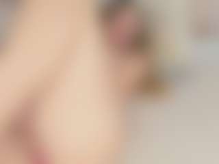 Chloe Dee's Live Sex Cam Show