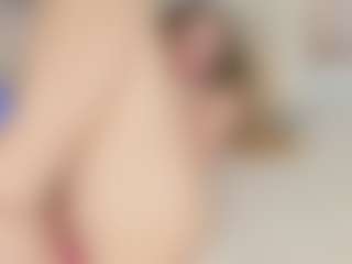 Chloe Dee's Live Sex Cam Show