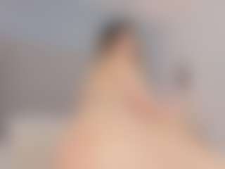 Chloe Dee's Live Sex Cam Show
