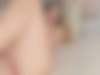 Live cam show with Chloe Dee - Blondie on SxyPornLive