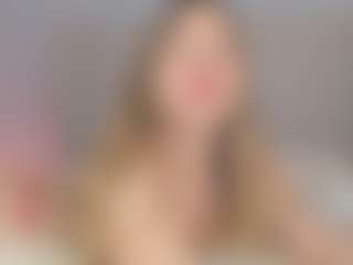 Chloe Dee's Live Sex Cam Show