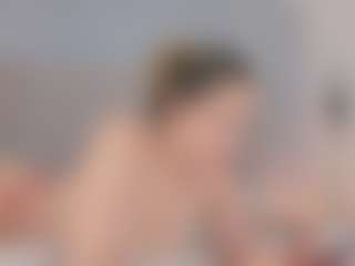 Live cam show with Chloe Dee - Riding on justonemore.cc