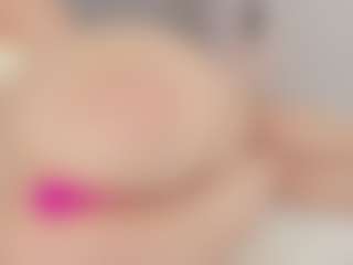 Chloe Dee's Live Sex Cam Show