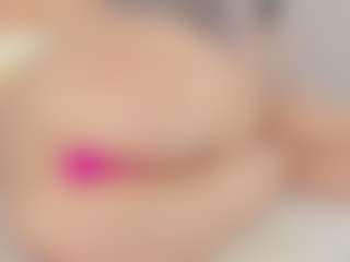 Chloe Dee's Live Sex Cam Show