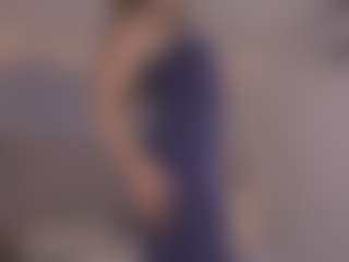 Live cam show with Chloe Dee - Toys on StripNow