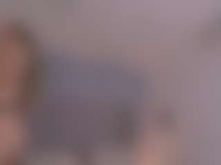 Live cam show with Chloe Dee - Blondie on StripNow