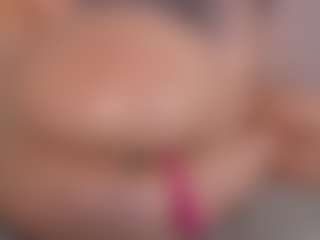 Chloe Dee's Live Sex Cam Show
