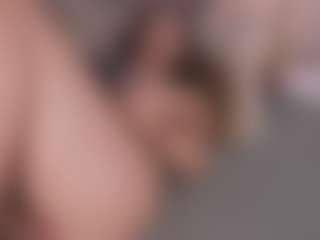 Chloe Dee's Live Sex Cam Show