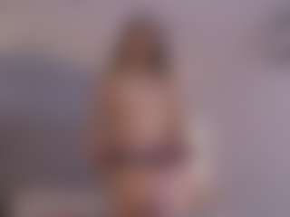 Chloe Dee's Live Sex Cam Show
