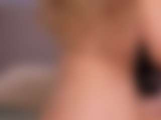 Live cam show with Chloe Dee - Colombian on Hubzter Live | colombia