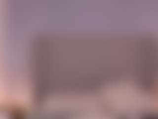 Live cam show with Chloe Dee - Riding on CamSodaAdn