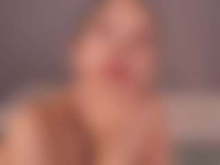 Chloe Dee's Live Sex Cam Show