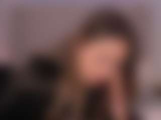 Chloe Dee's Live Sex Cam Show