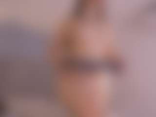 Chloe Dee's Live Sex Cam Show