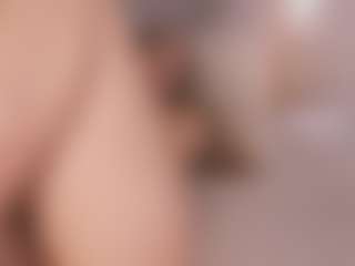 Live cam show with Chloe Dee - Blondie on Camsoda