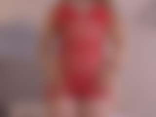 Live cam show with Chloe Dee - Tight on fuklive.com