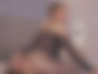 Chloe Dee's Live Sex Cam Show