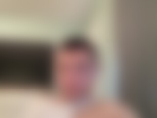 EMILIANO420's Live Sex Cam Show