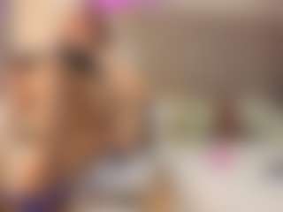 MatureVeronica's Live Sex Cam Show