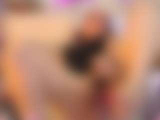 Live cam show with MatureVeronica - Mature Toys on Camsoda