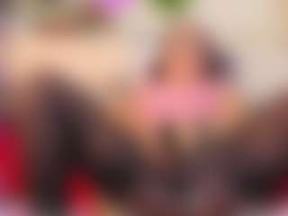 Live cam show with MatureVeronica - Halloween on Soda Cam