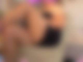 Show en direct avec MatureVeronica - Squirt Mature sur Camsoda