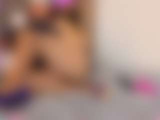 MatureVeronica's Live Sex Cam Show