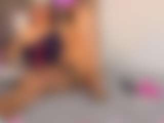 MatureVeronica's Live Sex Cam Show