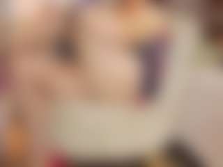 Live cam show with MatureVeronica - Public MILF on Camsoda