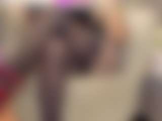 MatureVeronica MILF webcam performer live streaming