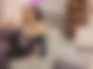 Live cam show with MatureVeronica - Brown Hair MILF on Camsoda