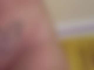 Live cam show with Serenexx - Porn on TeamSkeetLive