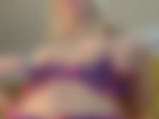 Live cam show with Serenexx - Athletic Middle Aged on MyBangCams
