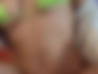 Live cam show with Serenexx - Amateur Mature on Camming Site