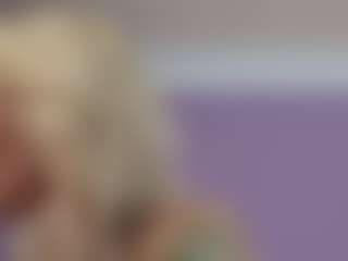 Live cam show with Serenexx - Nipple Piercings on CSO-WL