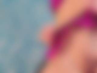 Live cam show with Serenexx - Butt Plug on StripNow